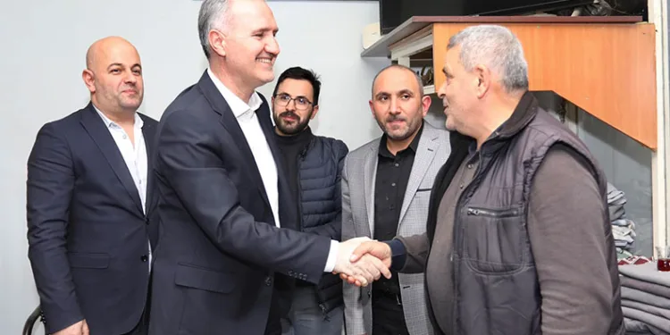 Hafız Osman Bostancı gönülleri mest etti