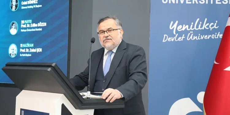 İstiklal Marşı’nın kodlarını çözerek yarını inşa edebiliriz