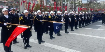 Çanakkale Deniz Zaferi’nin 110’uncu yıl coşkusu