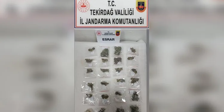 Antalya’da metruk binada yangın