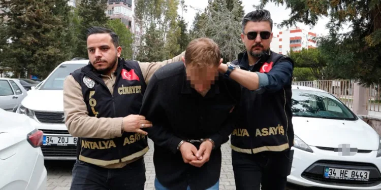 Beylikdüzü Belediye Başkanı Mehmet Murat Çalık gözaltına alındı