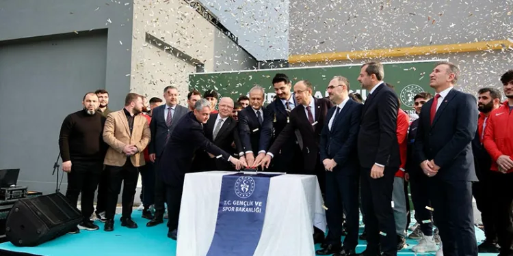 Bursa’da güreş salonunun temeli atıldı