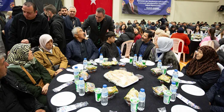 Ramazan’ın bereketi Keles’i sardı