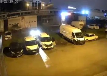 Bursa’da garip hırsızlık: Tamirciye bıraktığı aracını çaldı