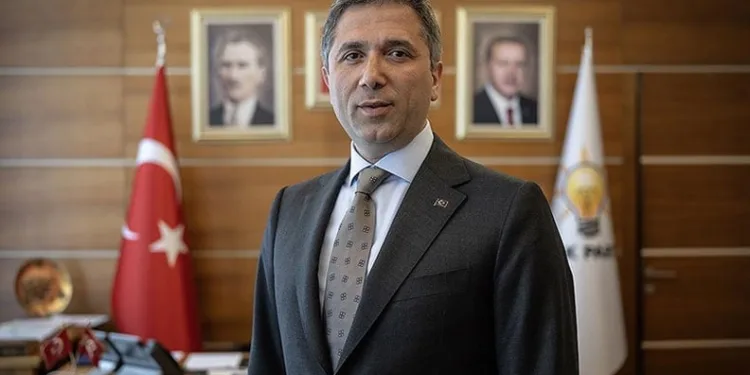 AK Parti Sözcüsü Ömer Çelik’ten CHP’ye Eleştiri: “CHP Siyasetsiz”
