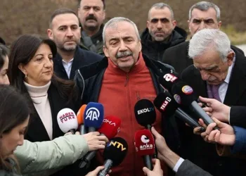 Ukrayna’ya silah yardımı durdu