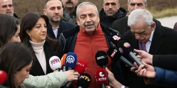 Ukrayna’ya silah yardımı durdu