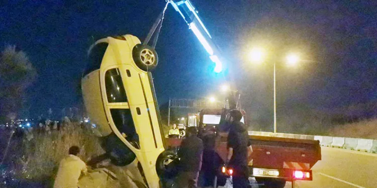 Bursa’da takla atan otomobilden yaralı kurtuldu