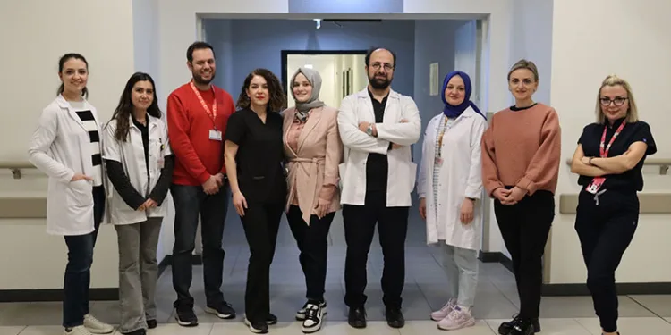 Obezite merkezi şifa dağıtıyor