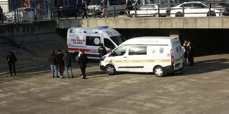 Kanal içerisinde bir genç başından vurulmuş halde bulundu
