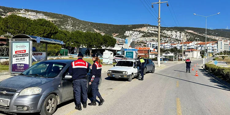 Gelibolu’daki otobüs kazasında yaralı sayısı 40’a yükseldi