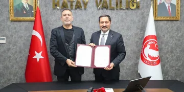 Van’ın tarihi mekanları gece bir başka güzel