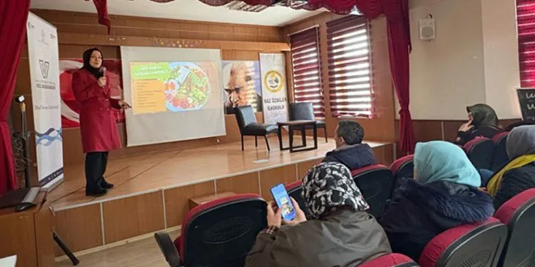 Kadınlarımız hayata güç katıyor