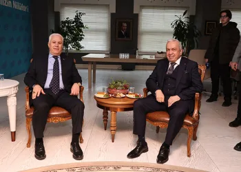 Mustafa Bozbey’den Başkan Şadi Özdemir’e ziyaret
