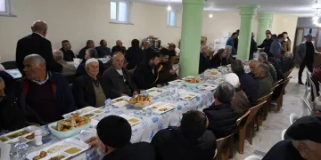 “Yarınları karartmak isteyenlere geçit yok”