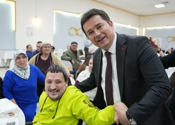 Erkan Aydın BAREM sakinleri ile iftarda buluştu