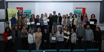 Kadın girişimcilere kooperatifçilik eğitimi