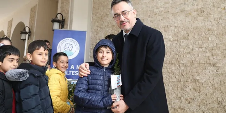 BTÜ’de İlköğretim Öğrencilerine ‘Yeşil Vatan’ Bilinci Aşılandı