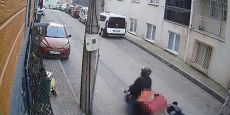 Bursa’da yola fırlayan çocuğa motosikletli kurye çarptı