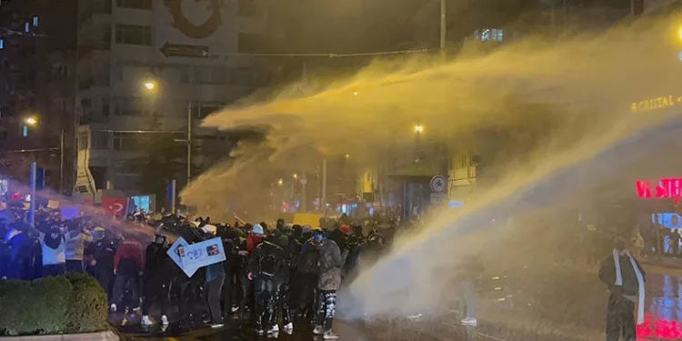 Kocaeli’de 2 bin sahte güneş gözlüğü ele geçirildi