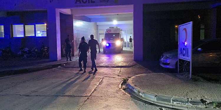 14. katın penceresine çıkan şahıs ikna sonucu indirildi