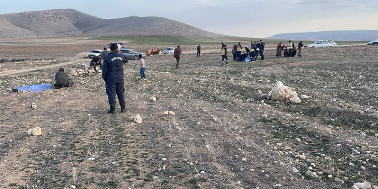 Bağcılar’da motosikleti şüpheliler iki kişiye silahlı saldırı düzenledi: 1 ölü, 1 yaralı