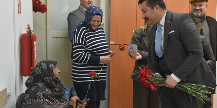 Kadınlarımız hayata güç katıyor