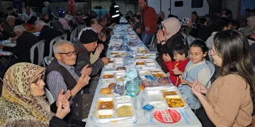 “Yarınları karartmak isteyenlere geçit yok”