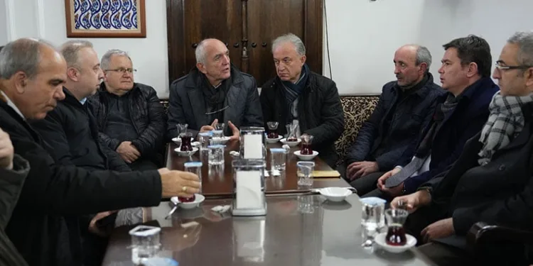 Başkan Aydın iftar sofralarında Osmangazililerle buluşuyor