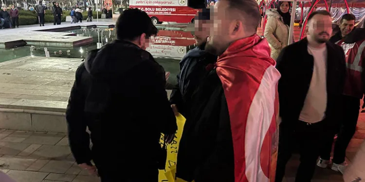 Bolu’da 2 şahıs, ‘Cumhurbaşkanına hakaret’ suçundan tutuklandı