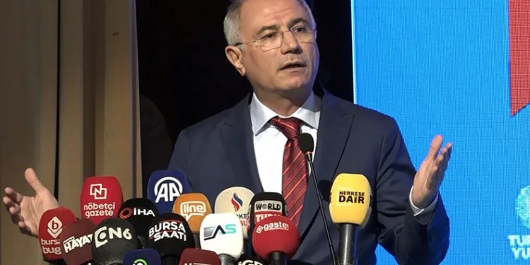 “Yolsuzluktan kahraman çıkmaz”