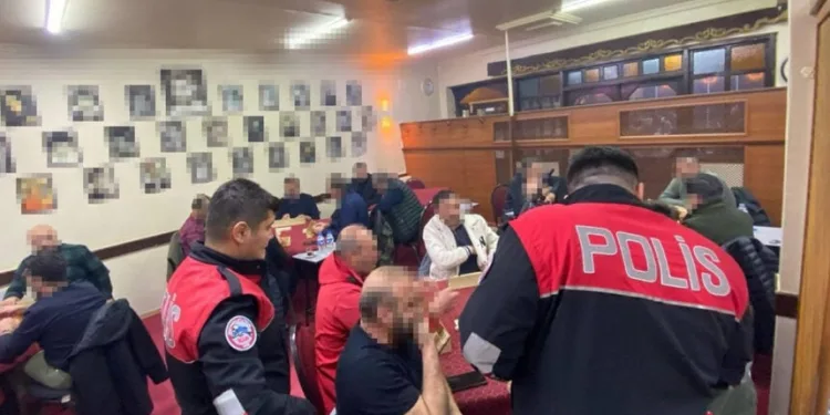 Beylikdüzü Belediye Başkanı Mehmet Murat Çalık gözaltına alındı