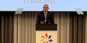 “Yarınları karartmak isteyenlere geçit yok”