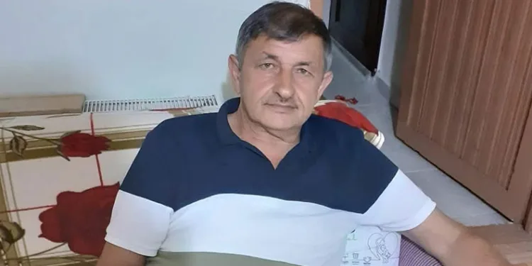 14. katın penceresine çıkan şahıs ikna sonucu indirildi