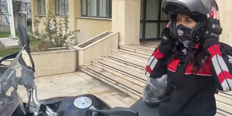 Kumar oynarken yakalanan 4 kişiye 39 bin 988 TL para cezası