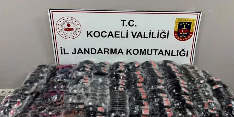 Kocaeli’de 2 bin sahte güneş gözlüğü ele geçirildi
