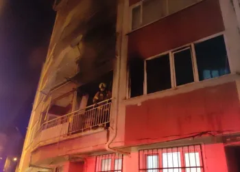 Bursa’da kaza yapan motosiklet sürücüsüne ilk müdahaleyi yoldan geçen doktor yaptı