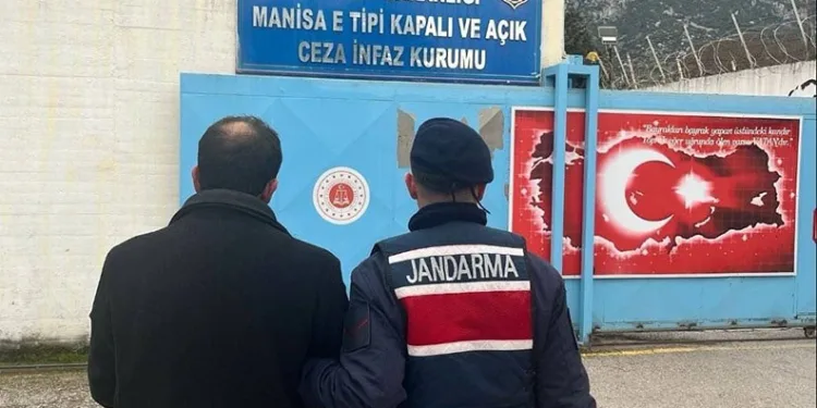 Manisa’da 2 yıldır aranan şahıs jandarma tarafından yakalandı
