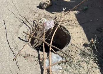Üstü açık bırakılan çukur tehlike saçıyor