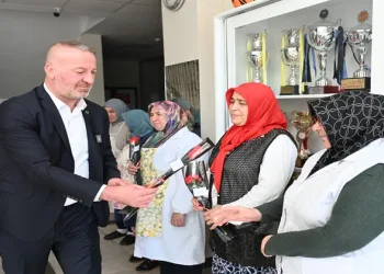 Nilüfer’de iftar sofraları dayanışmayı artırıyor