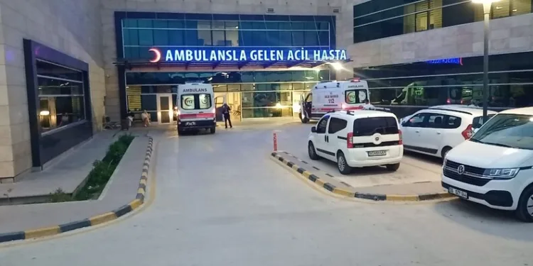 Otomobille çarpışan araç takla attı, sürücü yaralandı