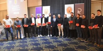 Downsendromlu bireyler bir günlüğüne kafe işletti