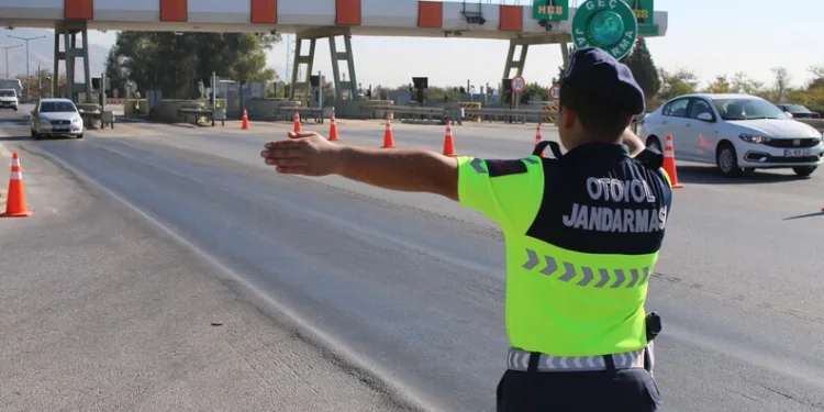 Aydın’da 5 düzensiz göçmen yakalandı