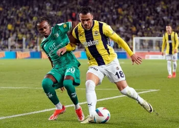 Fenerbahçe, Bodrum FK maçıyla lige dönüyor