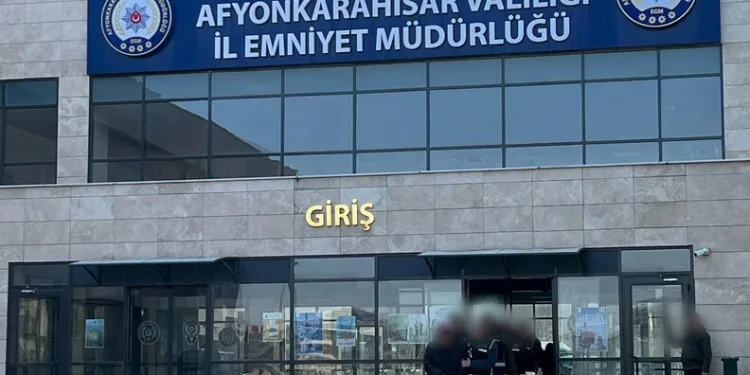 Düzce’de kaçak silah ve mühimmat operasyonu