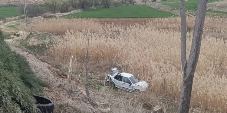 Konya’da minibüs ile elektrikli bisiklet çarpıştı: 2 yaralı