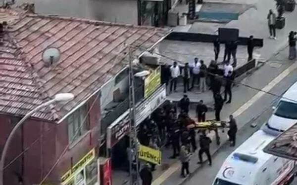 Konya’da minibüs ile elektrikli bisiklet çarpıştı: 2 yaralı