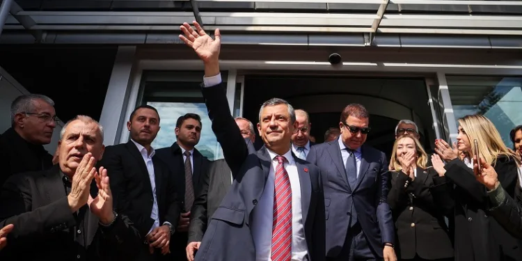 Özgür Özel