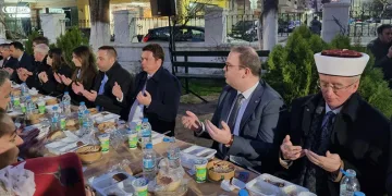 İskeçe’de kardeşlik iftarı