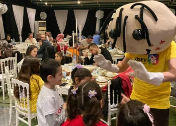Bursa’da lösemili çocuklar ve ailelerine iftar yemeği